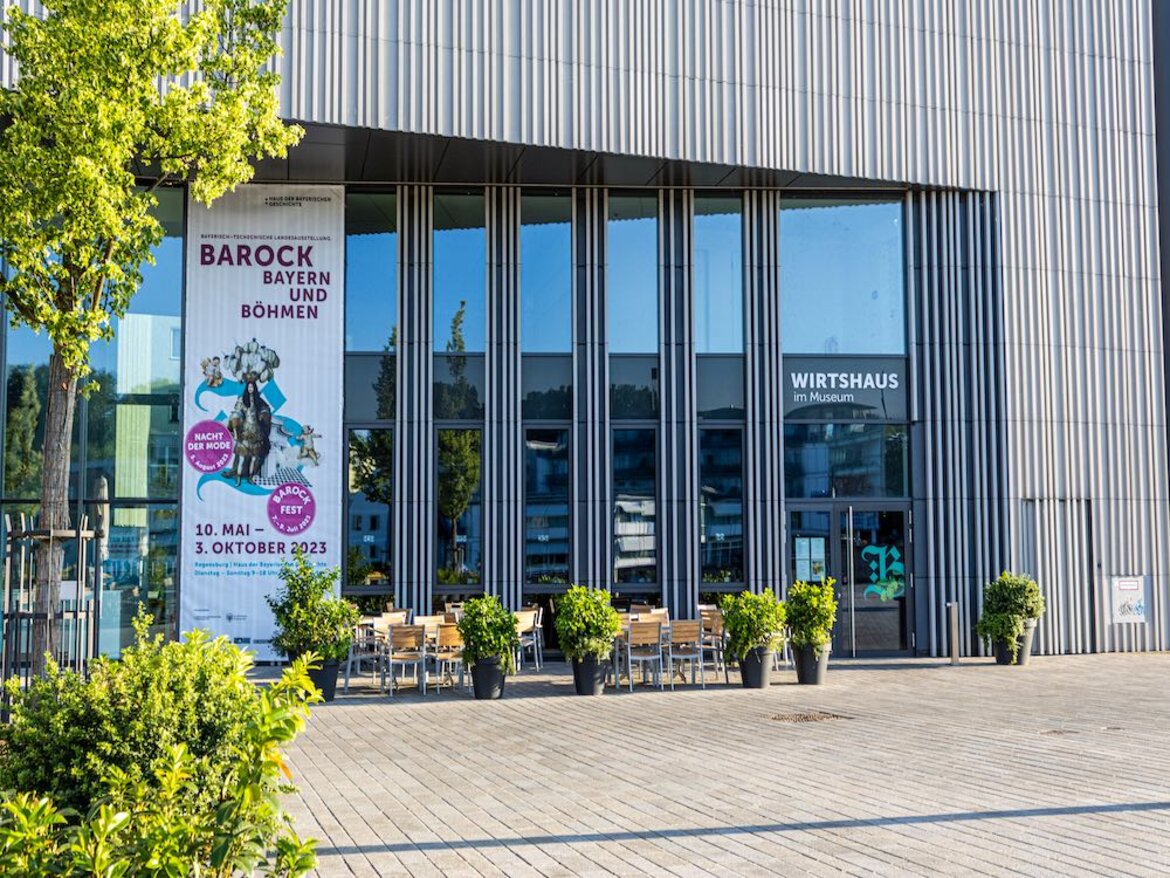 Außenansicht Wirtshaus im Museum